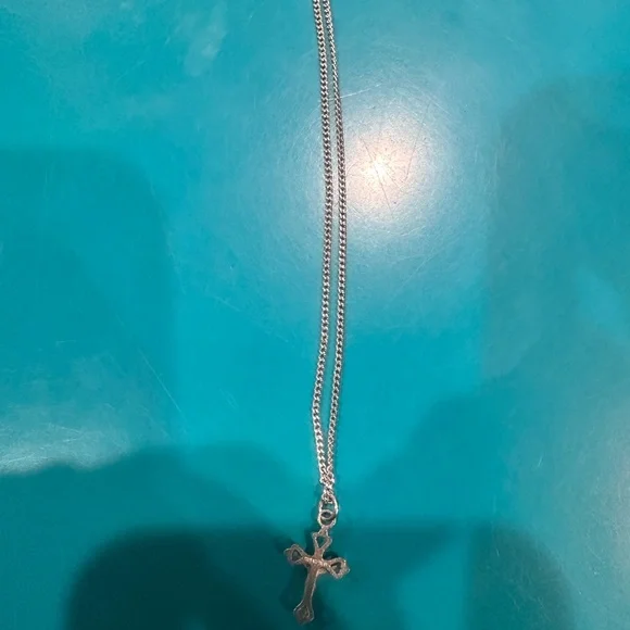 Elegant Sterling Silver Cross Pendant Crucifix Necklace on Stainless Steel Chain - Picture 5 of 10